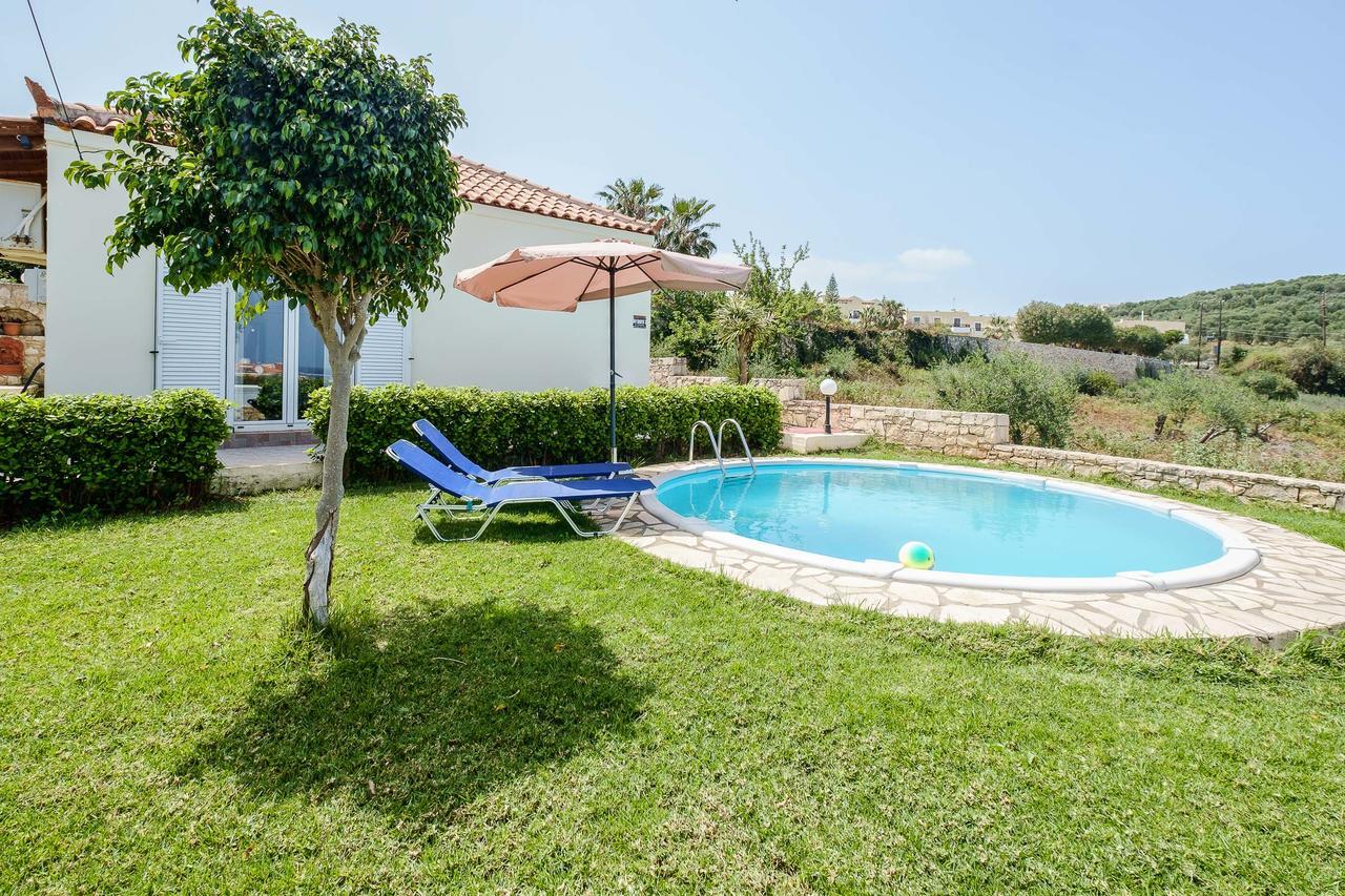 Chill And Relax In A Home With Pool Near The Beach Almirida Exterior foto